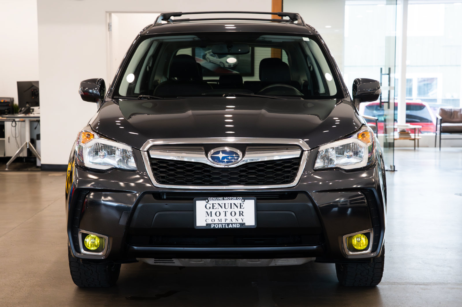 Used 2016 Subaru Forester 2.0XT Touring AWD/4WD image 2