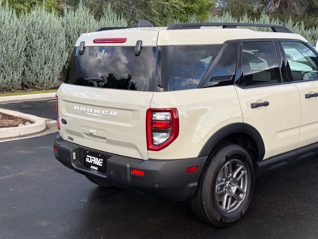 Used 2025 Ford Bronco Sport Big Bend w/ Convenience Package AWD/4WD image 8