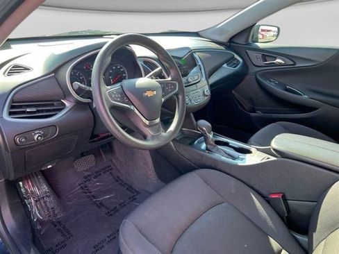 Used 2023 Chevrolet Malibu LT image 12