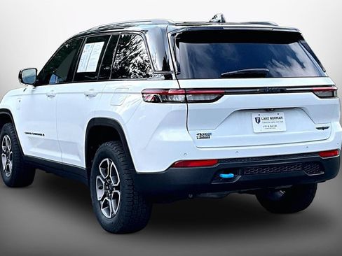 Used 2023 Jeep Grand Cherokee Trailhawk AWD/4WD image 6