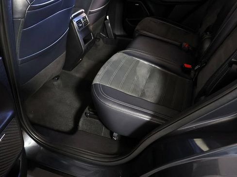 Used 2025 Mitsubishi Outlander SE FWD image 30