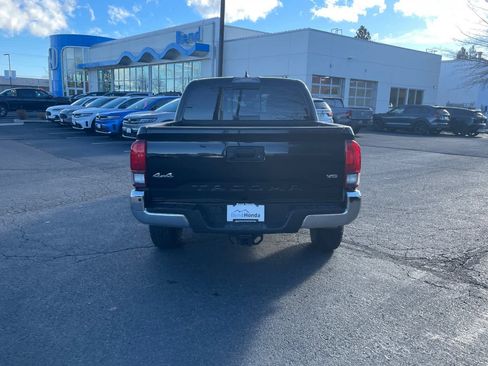 Used 2019 Toyota Tacoma SR5 image 7