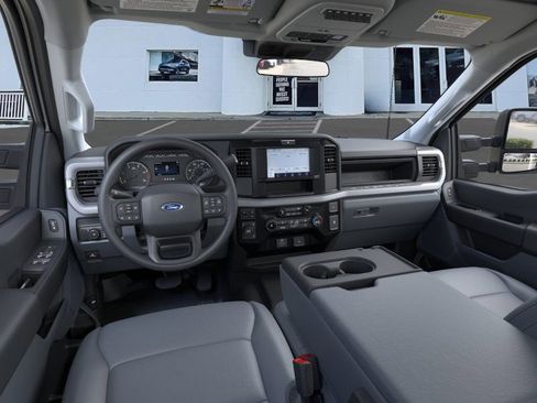 New 2026 Ford F350 XL w/ XL Chrome Package image 9