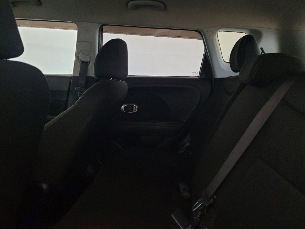 Used 2018 Kia Soul w/ Option Group 020 FWD image 18