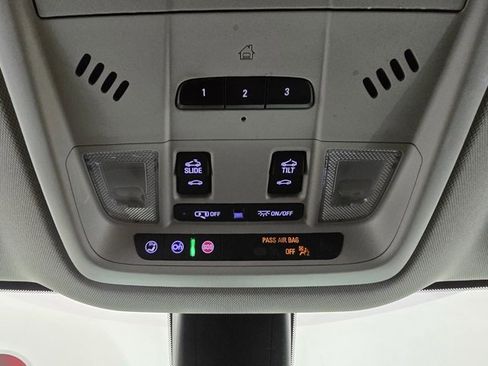 Used 2021 Buick Enclave Essence w/ Sound and Sites Package image 27