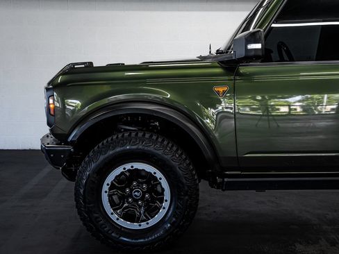 Used 2022 Ford Bronco Badlands AWD/4WD image 12