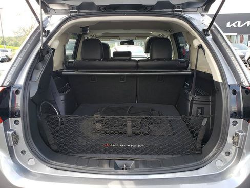 Used 2018 Mitsubishi Outlander AWD image 5