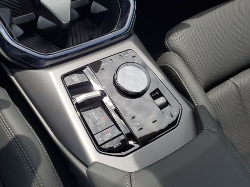 New 2026 BMW X3 xDrive30 w/ Premium Package AWD/4WD image 19