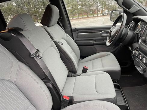 Used 2022 RAM 1500 Big Horn image 24