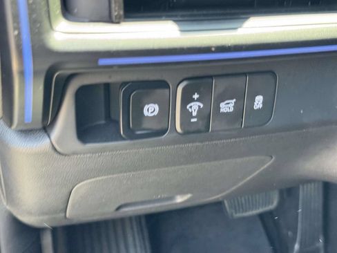 Used 2025 Hyundai Santa Fe Calligraphy AWD/4WD image 17