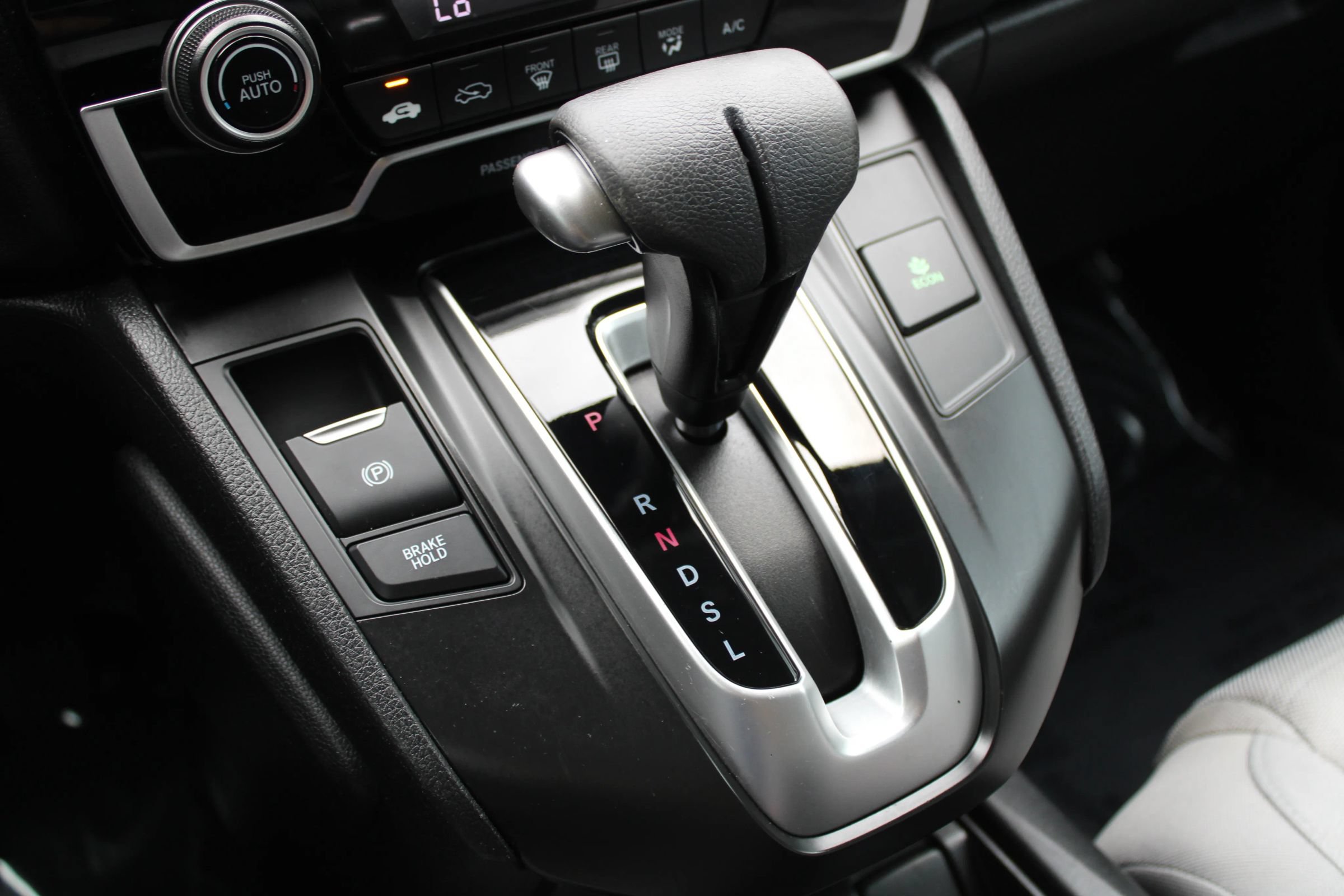Used 2019 Honda CR-V LX image 13