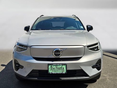 Certified 2023 Volvo XC40 Recharge Ultimate AWD/4WD image 8