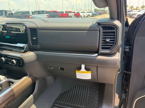 New 2026 Chevrolet Silverado 1500 LT w/ Texas Edition Plus image 48