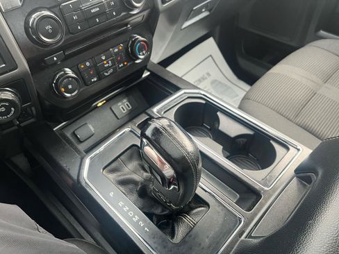 Used 2016 Ford F150 XLT w/ Equipment Group 302A Luxury AWD/4WD image 22