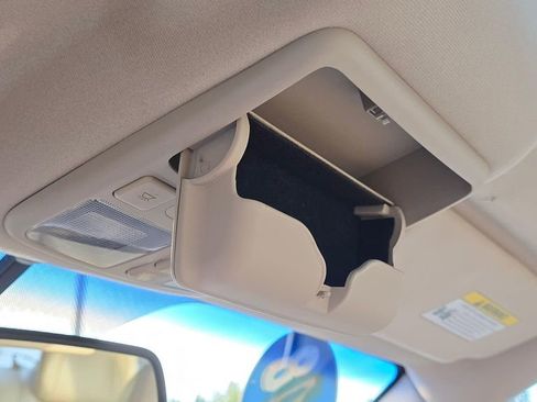 Used 2008 Kia Amanti w/ Leather Pkg image 33