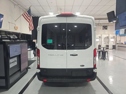 Used 2024 Ford Transit 250 148 Medium Roof w/ Exterior Upgrade Package RWD image 5