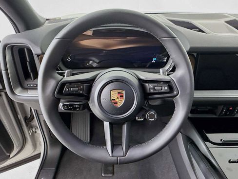 New 2026 Porsche Cayenne S image 15