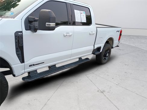 Used 2023 Ford F250 XLT w/ XLT Premium Package AWD/4WD image 17
