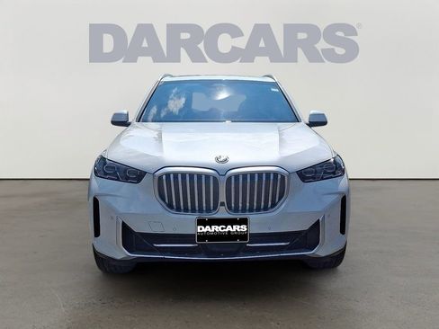 Used 2025 BMW X5 xDrive50e w/ Climate Comfort Package image 2