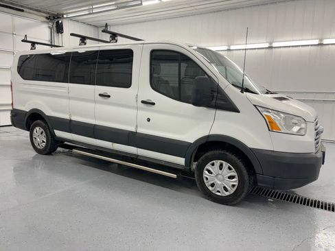 Used 2015 Ford Transit 350 XLT image 13