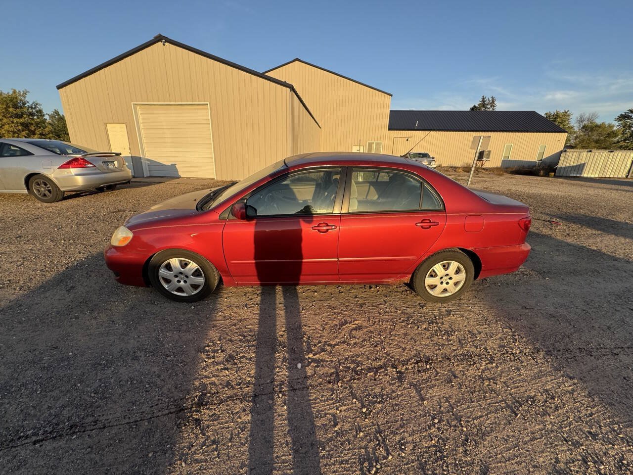 Used 2007 Toyota Corolla CE FWD image 2