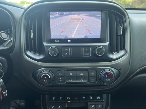 Used 2021 GMC Canyon AT4 w/ Driver Alert Package AWD/4WD image 5