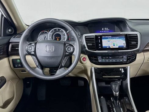 Certified 2017 Honda Accord Touring image 11