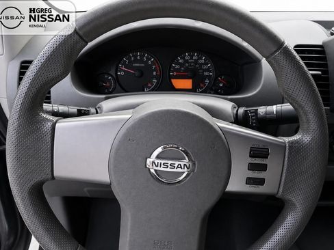 Used 2007 Nissan Frontier SE w/ SE Value Truck Pkg RWD image 8