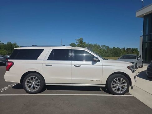 Used 2018 Ford Expedition Max Platinum AWD/4WD image 5