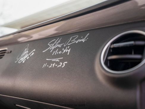 Used 2010 Chevrolet Camaro SS image 36