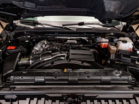 Used 2025 GMC Sierra 2500 AT4 w/ AT4 Premium Plus Package image 34