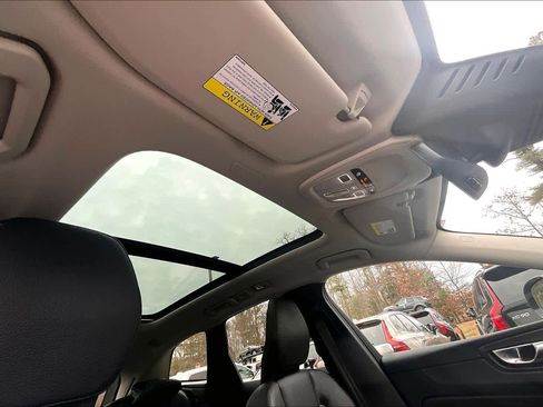 Certified 2023 Volvo XC60 B5 Plus w/ Climate Package image 14