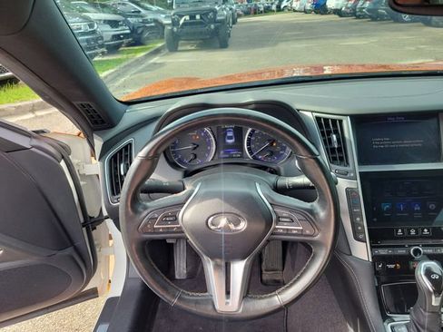 Used 2018 INFINITI Q60 3.0t Luxe w/ Sensory Package 3.0T Luxe AWD/4WD image 27