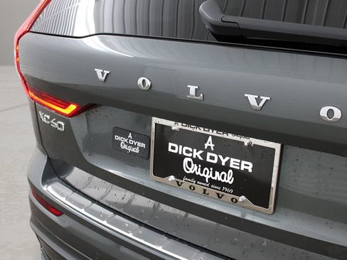 Certified 2026 Volvo XC60 T8 Ultra w/ Protection Package Premier AWD/4WD image 33