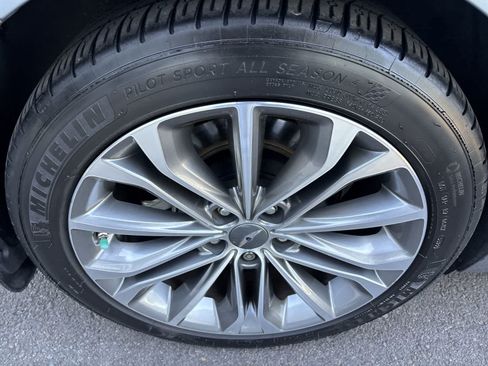 Used 2015 Hyundai Genesis 3.8 w/ Option Group 03 RWD image 4