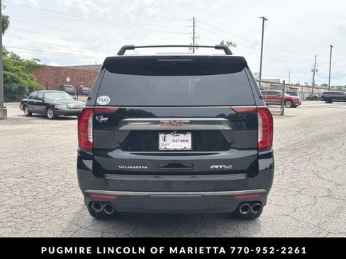 Used 2022 GMC Yukon AT4 w/ AT4 Premium Package AWD/4WD image 6