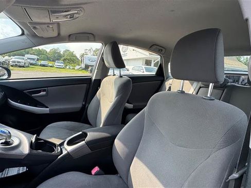 Used 2013 Toyota Prius Two FWD image 37