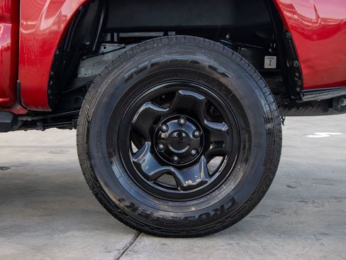 Used 2021 Toyota Tacoma SR w/ SR Convenience Package image 37