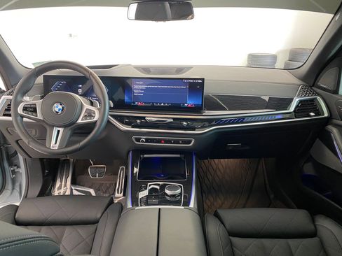 Certified 2025 BMW X5 M60i w/ Climate Comfort Package image 15