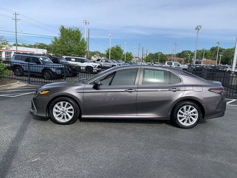 Certified 2023 Toyota Camry LE image 5