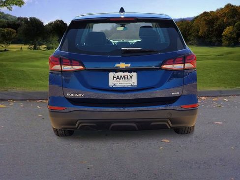 Used 2022 Chevrolet Equinox LS image 5