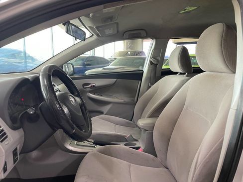 Used 2012 Toyota Corolla LE image 14