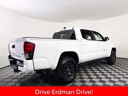 Certified 2022 Toyota Tacoma SR5 w/ Technology Package AWD/4WD image 23