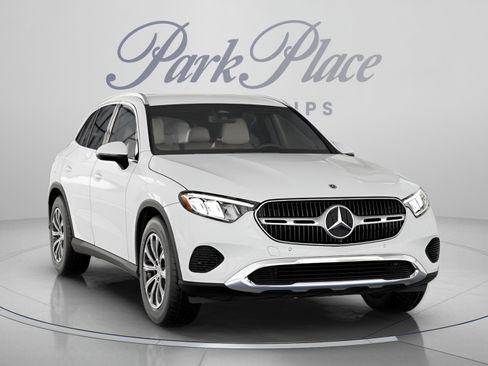 Certified 2026 Mercedes-Benz GLC 300 image 34
