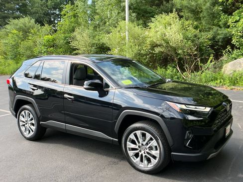 Certified 2025 Toyota RAV4 Limited w/ Advanced Technology Package AWD/4WD image 7