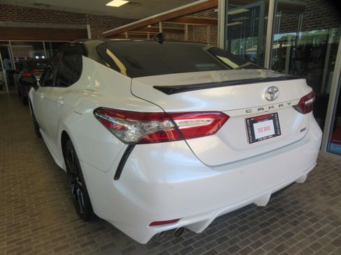 Used 2019 Toyota Camry XSE w/ Driver Assist Package FWD image 6