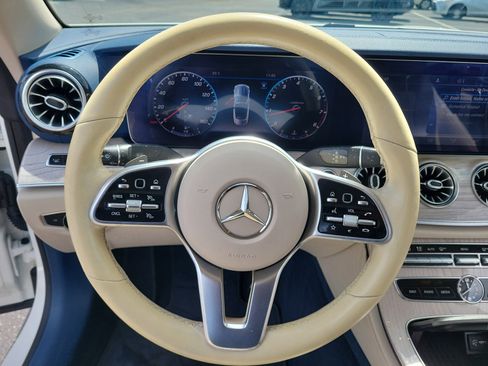 Used 2019 Mercedes-Benz E 450 4MATIC Cabriolet image 18