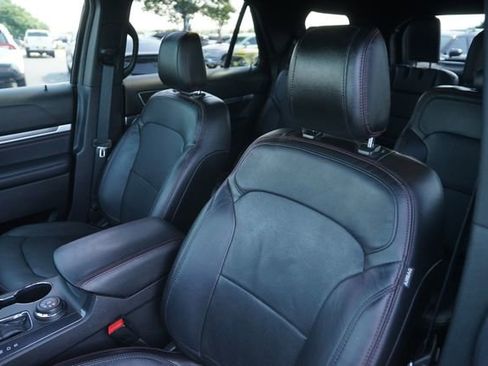 Used 2018 Ford Explorer Sport w/ Equipment Group 401A AWD/4WD image 10