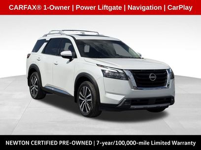 Used 2025 Nissan Pathfinder Platinum w/ Cargo Package