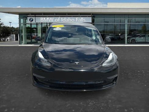 Used 2022 Tesla Model 3 Long Range AWD/4WD image 2